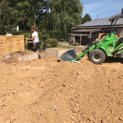 Réalisation et pose de bacs potagers en bois