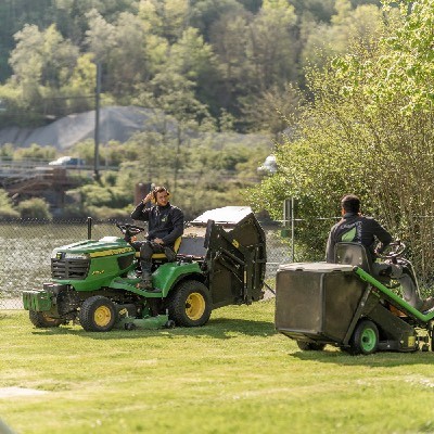 Tonte de pelouse d'une copropriété à Grez d'Oiceau